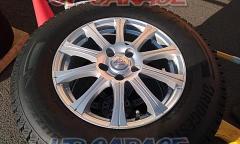 YellowHat
ZELERNA
Spoke wheels
+
BRIDGESTONE (Bridgestone)
BLIZZAK
DM-V3