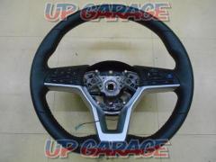 Nissan original (NISSAN)
C27 Serena
Leather steering wheel