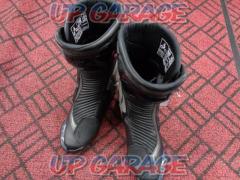 Alpinestars
SMX
PLUS
V2 boots
(Size/29.5cm)