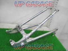 has been price cut 
HONDA
CRF250R (ME10/year unknown)
Genuine seat frame / sub-frame