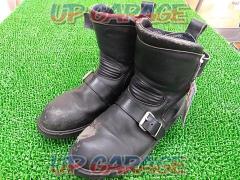 Size unknown
KADOYA
Leather boots
Black Ankle