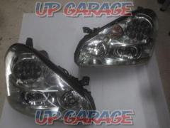 Nissan genuine
Cima
F50
Late version
Genuine HID headlights
Right and left
W02305