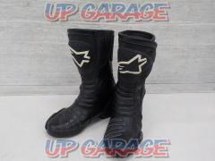 Alpinestars (Alpine Star)
Racing boots
SVX-R
Size: EUR
38 / US
Five