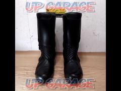 BMW
Professional touring boots
Size: 28cm