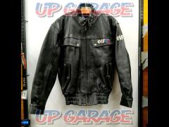 Size Melf
Leather jacket