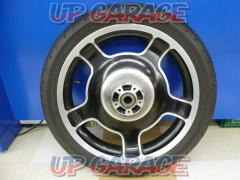 Price reduced!! First come, first served
HarleyDavidson
FLTR genuine wheels
+
DUNLOP
D408F
