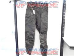 KUSHITANI
Leather pants (size/L)
