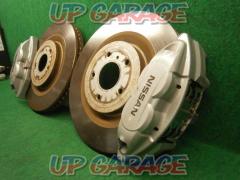 Nissan original (NISSAN)
Skyline coupe / CPV35
Akebono Brake
Front brake
Caliper rotor set