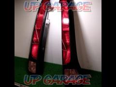 NISSAN
C25
Serena
Late version
Genuine processing tail lens