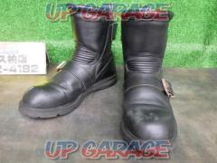 Price cut !!!
KADOYA (Kadoya)
BLACK
ANKLE
Leather boots
Size 24.5cm