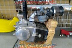 HONDA (Honda)
Monkey
Genuine cylinder head
Carburetor set