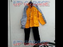 Size LD
ROUGH &amp; ROAD
RR5232 dual Tex compact rain suit