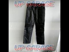 Size: 38 inches
Unknown Manufacturer
Leather pants