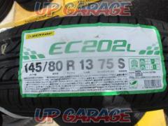 DUNLOP
EC202L
145 / 80-13
With label
Manufactured in 2022
New tires Set of 4