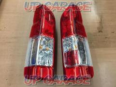 Toyota
200 series
Hiace
7-inch
Super GL
Cold weather model
Genuine tail lens