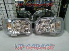 TOYOTA
Hiace 200 series
4 type genuine halogen head light
※ left and right set