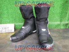 DAINESE (Dainese)
AXIAL
D1
Racing boots
SizeEU44/28.5cm