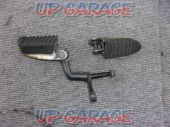 D Tracker / KLX250
Genuine
Left and right step