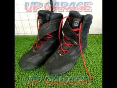 Size: 24.5cm
TCX / DUCATI
STIVALI
COMPANY 2 boots