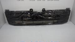Unknown Manufacturer
Front grille
Hiace 200
Type 3 / narrow