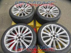 BMW
G11
7 series genuine
V spoke
styling 628
+
NITTO (Nitto)
NT555
G2
(F) 245/40 R 20 (R) 275/35 R 20
Made in 2021
Four