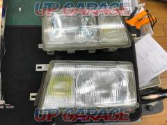 NISSAN
Y31 genuine headlight
Left and right