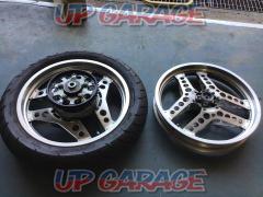 HONDA (Honda)
CB750FC
Original wheel
Set before and after
*Bonus rear tire