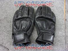 M size KADOYA
Leather Gloves