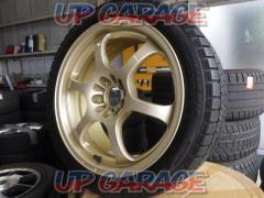 Unknown Manufacturer
SA18
Spoke wheels
+
PIRELLI (Pirelli)
ICE
ASIMMETRICO
Plus