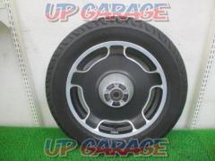 HARLEYDAVIDSON
Genuine front wheel
FLHX(07)