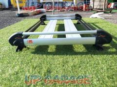 Price reduced! TUFREQ
Aluminum roof carrier
(Roof rack) For vehicles with roof rails only
H Series