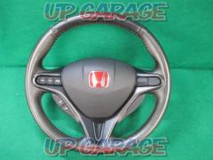 was price cut  HONDA
Civic Type R/FD2 genuine leather steering wheel