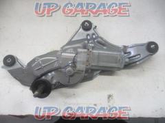 was price cut  Mazda genuine
Rear wiper motor MPV/LY3P!!!