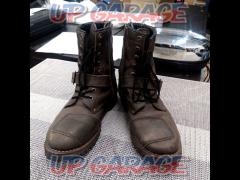 AVIREX
Touring boots
Size: 24cm