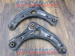 NISSAN (Nissan)
E12 series notebook NISMO
Genuine front lower arm
Right and left