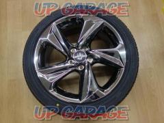 TOYOTA
220 series Crown RS genuine
+
GOODYEAR
EAGLE
LS
exe
(W07097)