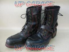 WILD
WING
Thick bottom Falcon
Leather boots
Size 28.0cm