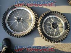 ◆ TAKASAGO
EXCEL
Front and rear wheel and tire set
CRF150 (year unknown)