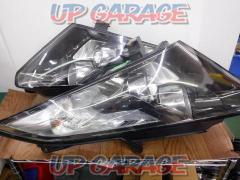 Left and right set Nissan genuine
HID headlights