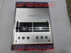 Beat-Sonic
VA-4000
High-end vacuum tube hybrid amplifier