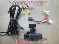 KENWOOD
Navi-linked
Front drive recorder
(W09051)