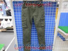 Clever
Cotton pants (olive)
Size M
Lay flat: Waist 34/Inseam 76cm