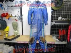 KOMINE racing suit
Size: Unknown
(LL rank)