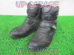 GAERNE Tough Gear
Flat
black
Riding shoes
Size 27cm
