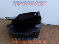 ●Price reduced! Genuine Toyota
Steering column cover