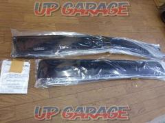 ●Price reduced! Genuine Subaru
Side visor
F0047K1200