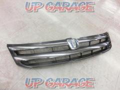 Toyota
10 system
Isis
Genuine front grille
