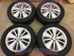 Honda
Elysion genuine aluminum wheels + BRIDGESTONE
NEXTRY