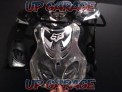 Size unknown
FOX
black/clear
R3 Roost Deflector