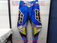 AXO
Off-road pants
MX pants
Size unknown